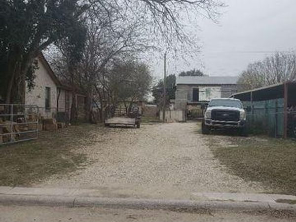 1334 FENFIELD AVE, San Antonio, TX 78211