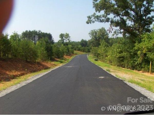 1976 FOX RIDGE Drive, Connelly Springs, NC 28612