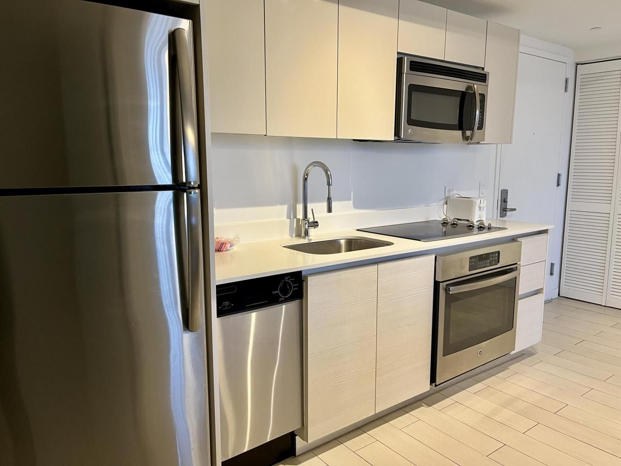 2602 E Hallandale Beach Boulevard, Unit R308, Hallandale Beach, FL 33009 Photo
