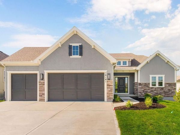 16181 W 166th Court, Olathe, KS 66062