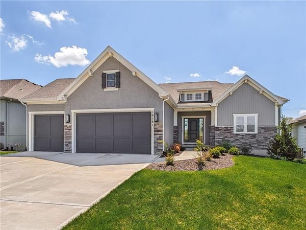 16181 W 166th Court, Olathe, KS 66062