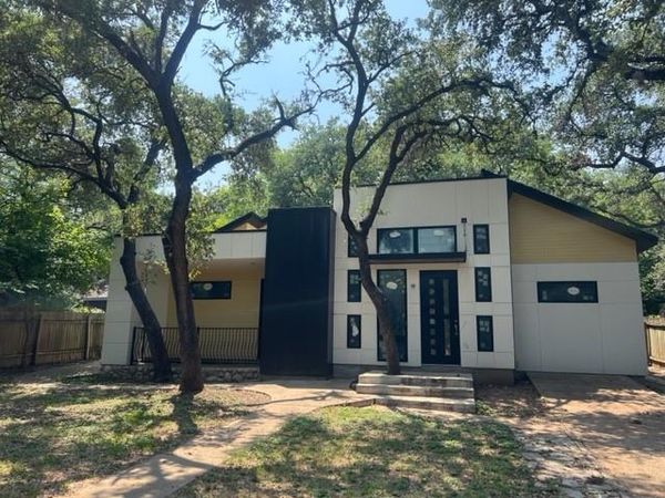 2610 S 3RD ST, Austin, TX 78704