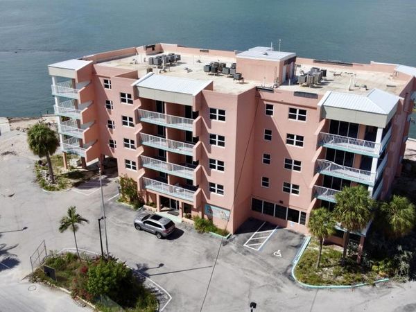 1 S Kyle Way, MARATHON, FL 33050