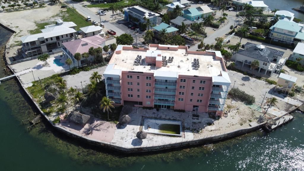 1 S Kyle Way, Marathon, FL 33050 Photo