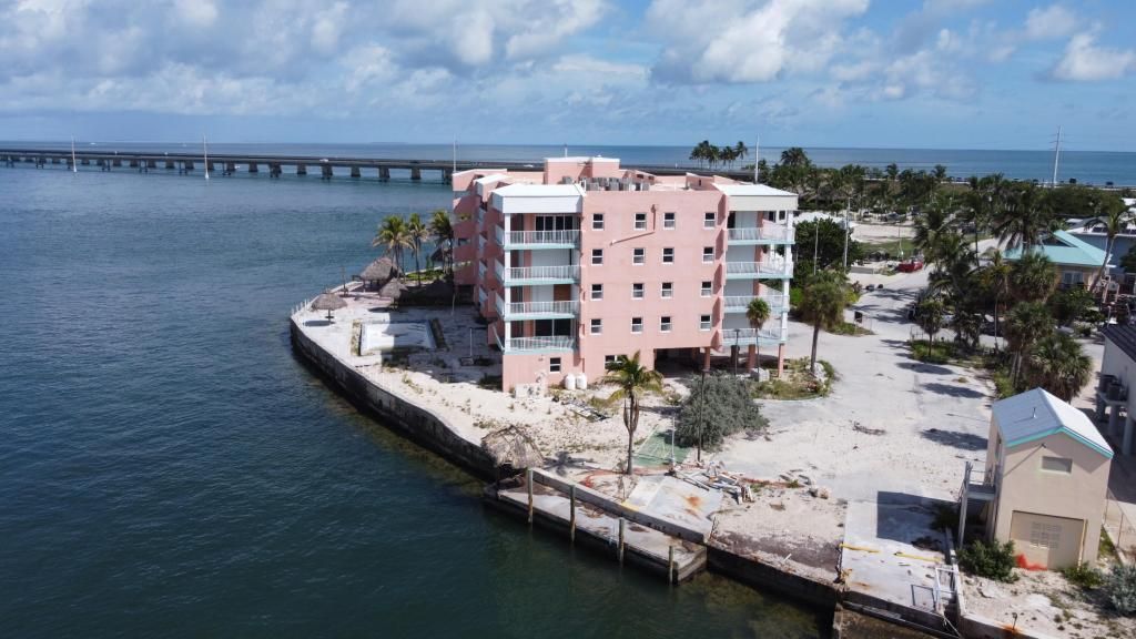 1 S Kyle Way, Marathon, FL 33050 Photo