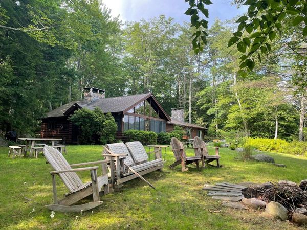 100 Singing Eagle Road, Moultonborough, NH 03254