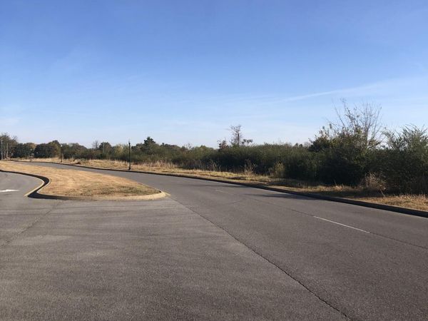 1 Swanholme Dr, Murfreesboro, TN 37128