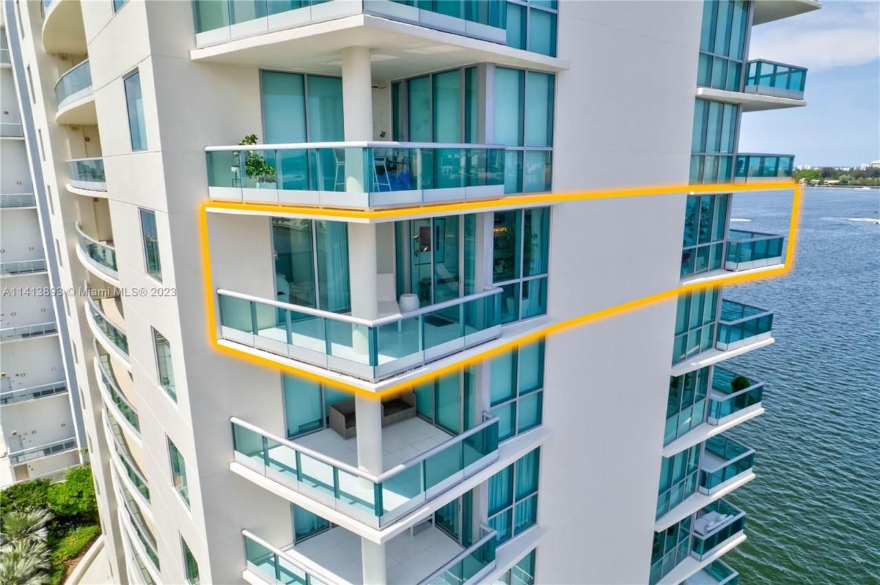 7935 East Dr, Unit 1204, North Bay Village, FL 33141 Photo