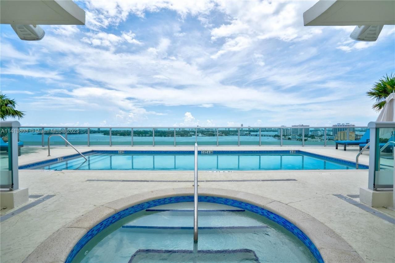 7935 East Dr, Unit 1204, North Bay Village, FL 33141 Photo