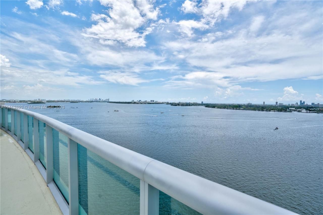 7935 East Dr, Unit 1204, North Bay Village, FL 33141 Photo