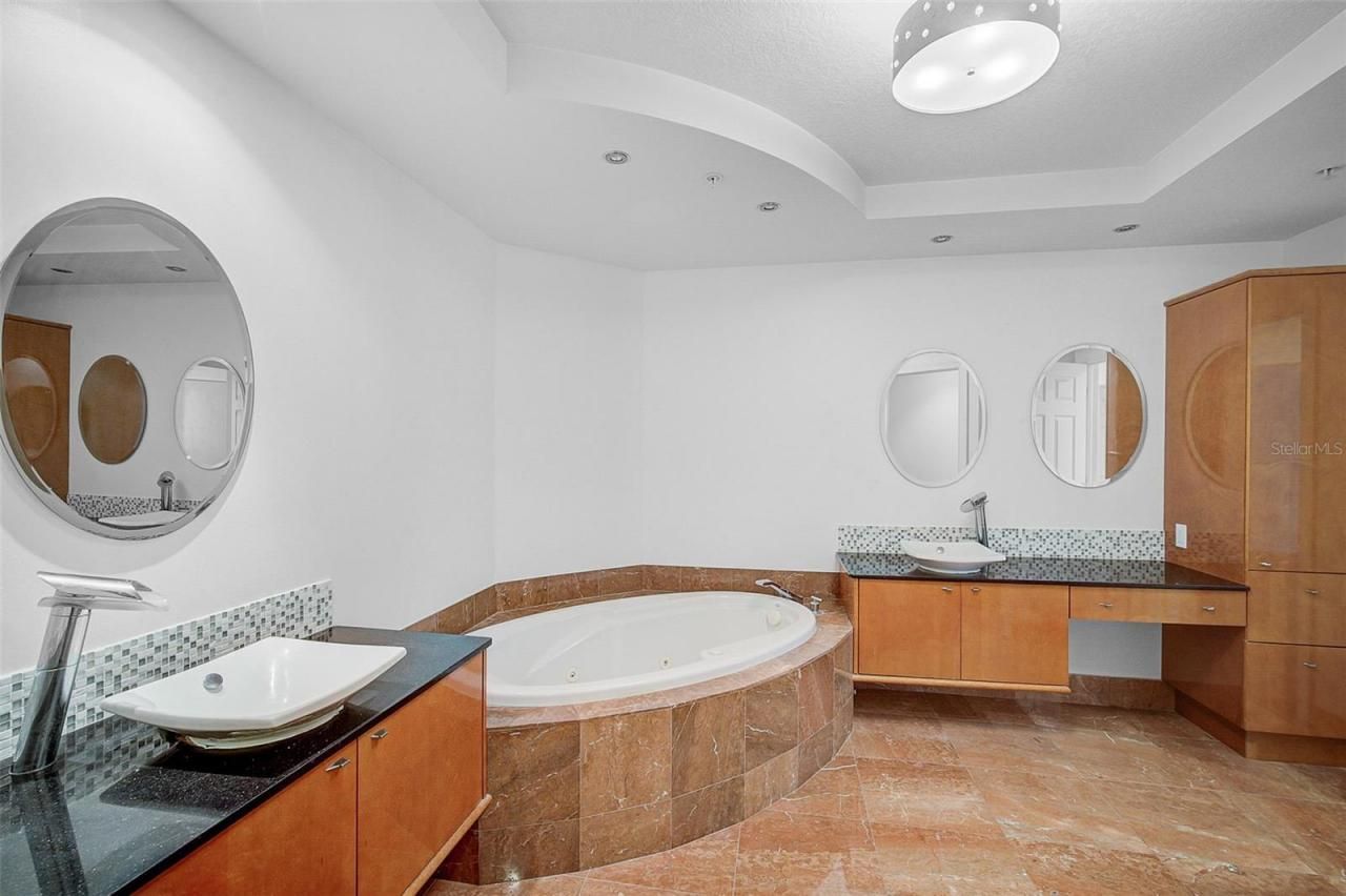 3603 N Point Road, Unit 202, Osprey, FL 34229 Photo