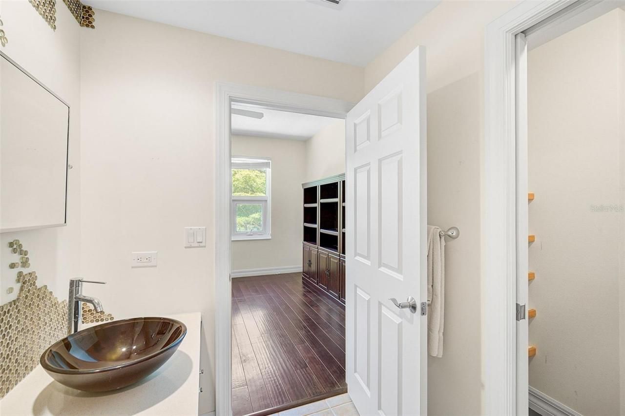 3603 N Point Road, Unit 202, Osprey, FL 34229 Photo