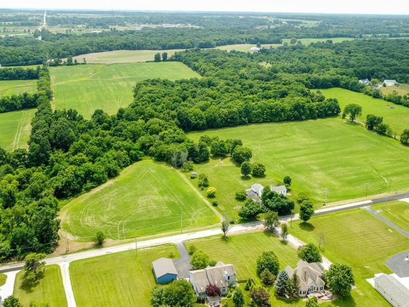 9311 Jug Road NW, Pataskala, OH 43062 Photo 3