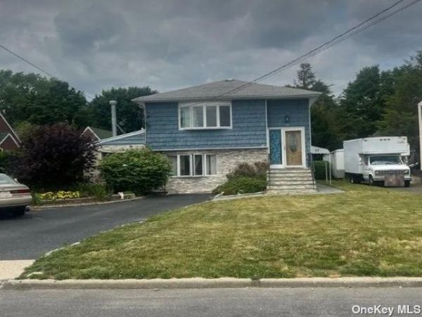 22 Sherman Avenue, Bethpage, NY 11714
