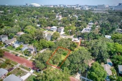 000 Newton Avenue S, Saint Petersburg, FL 33701 Photo