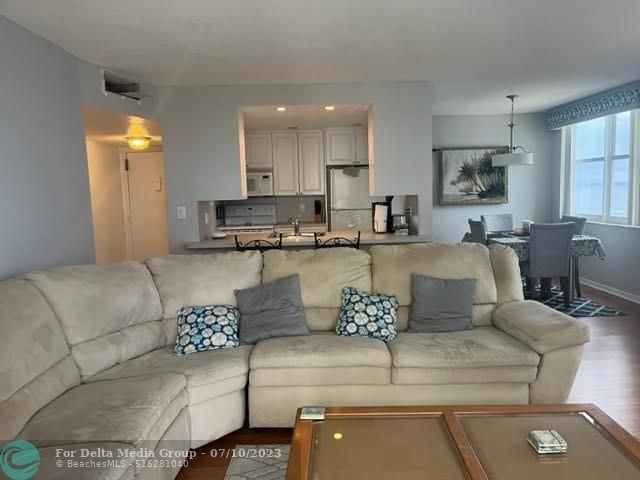 101 Briny Avenue, Unit 2402, Pompano Beach, FL 33062 Photo