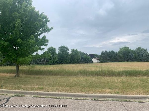 2848 Trillium Creek Way, St. Johns, MI 48879