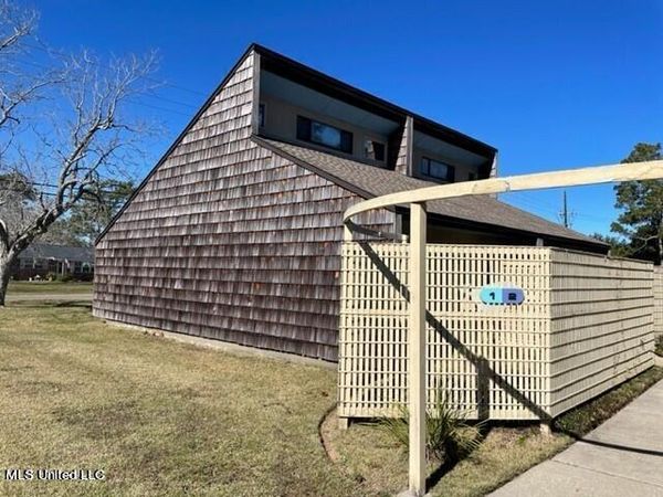 828 Oakleigh Avenue, Gulfport, MS 39507