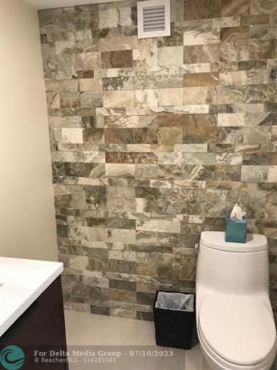 111 Briny Avenue, Unit PH18, Pompano Beach, FL 33062 Photo