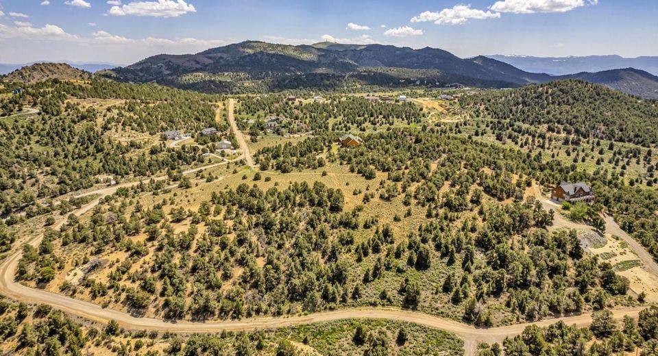 21499 Crestview Road, Reno, NV 89521 Photo