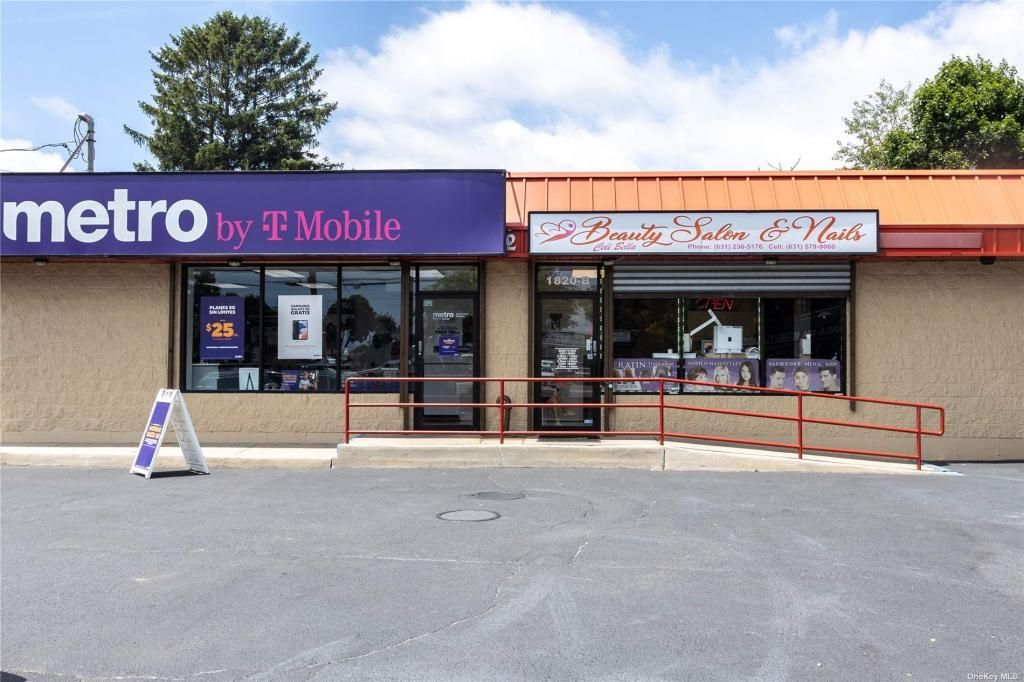 1820 5th Avenue, Bay Shore, NY 11706 Main Photo