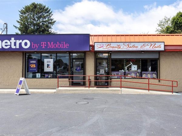 1820 5th Avenue, Bay Shore, NY 11706