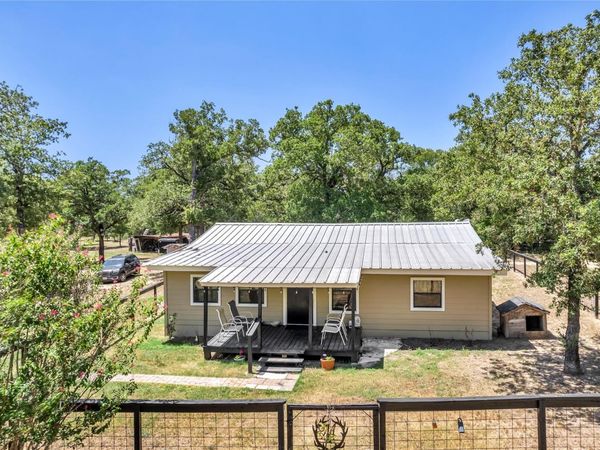 148 Milam LN, Bastrop, TX 78602