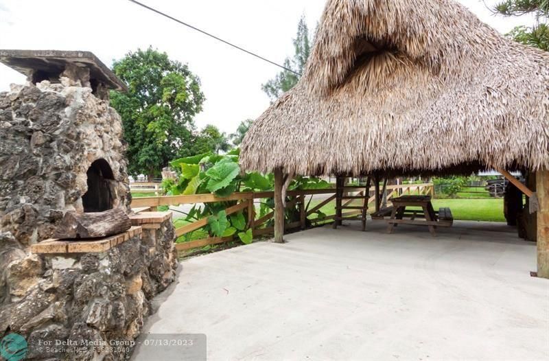 11450 SW 17th Street, Davie, FL 33325 Photo