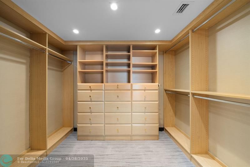 101 S Fort Lauderdale Beach Boulevard, Unit 2703, Fort Lauderdale, FL 33316 Photo