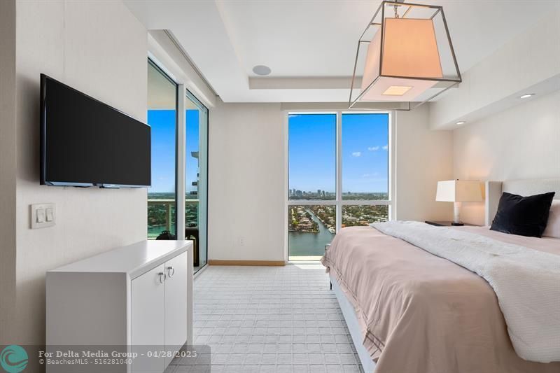 101 S Fort Lauderdale Beach Boulevard, Unit 2703, Fort Lauderdale, FL 33316 Photo