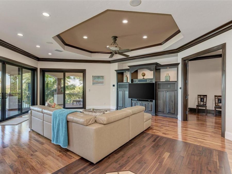 Property Image 77
