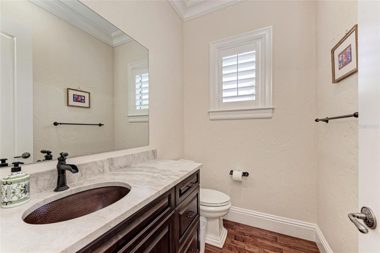 14 N Washington Drive, Sarasota, FL 34236 Photo