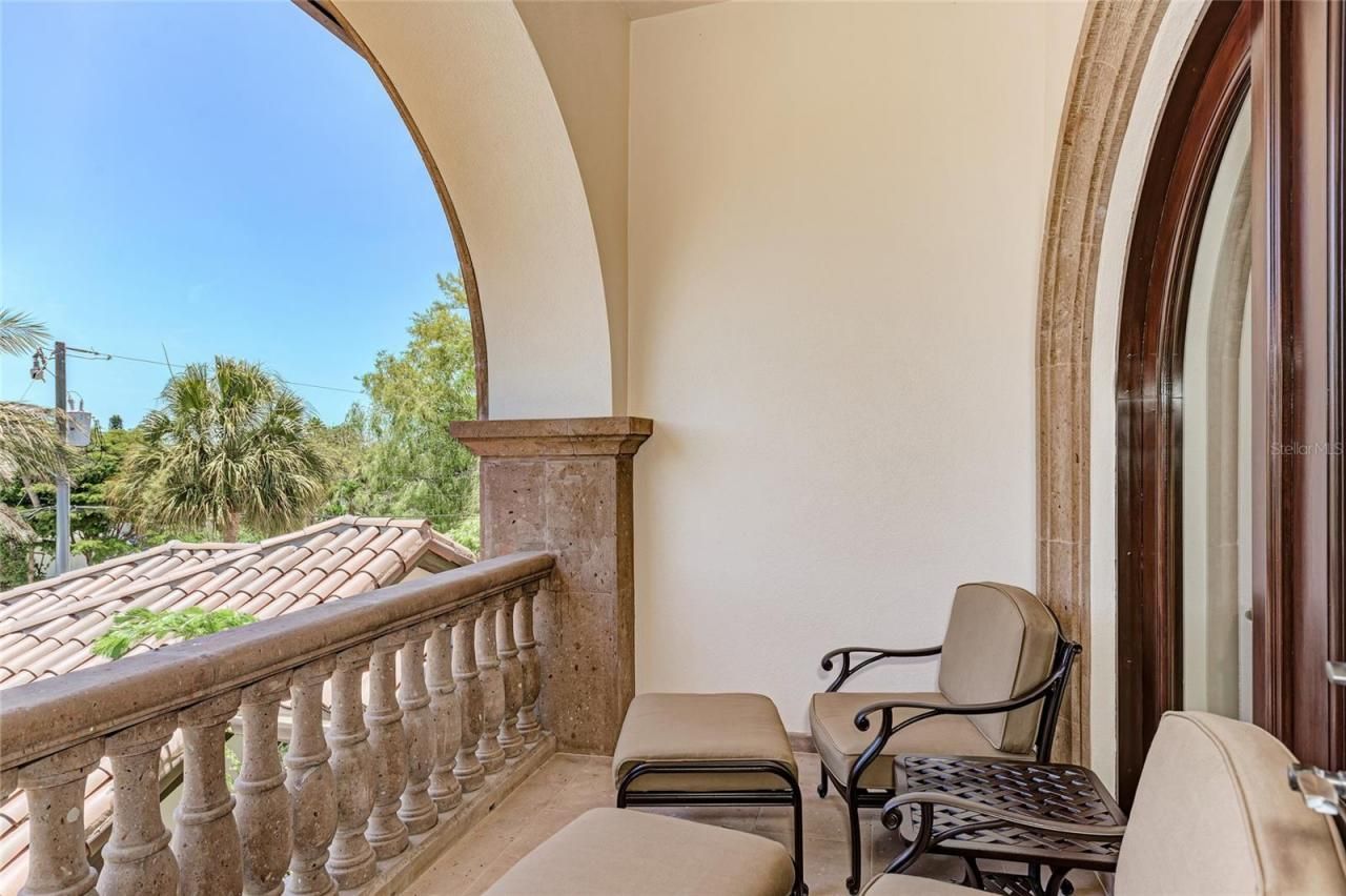 14 N Washington Drive, Sarasota, FL 34236 Photo