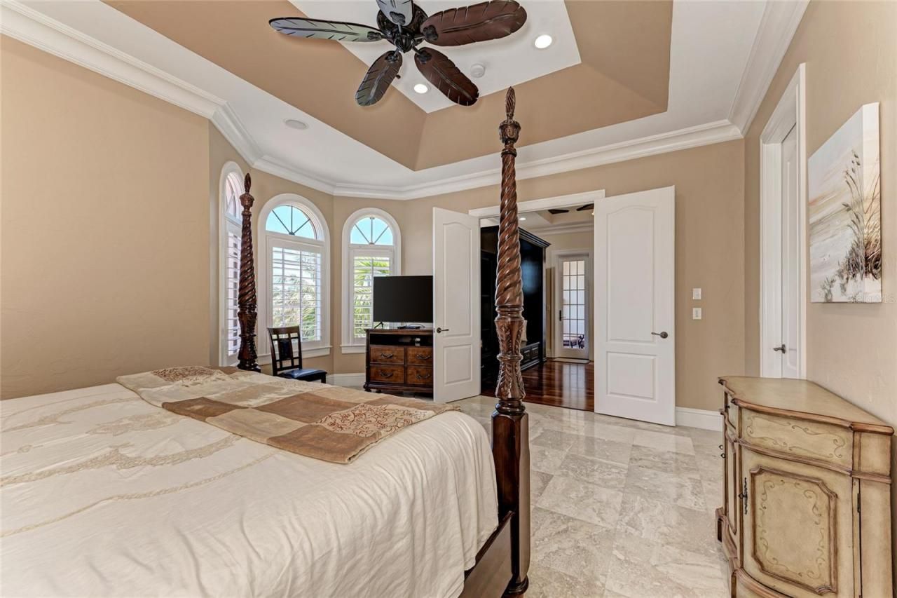 14 N Washington Drive, Sarasota, FL 34236 Photo