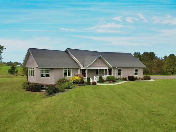 N9615 BADISH ROAD, Daggett, MI 49821