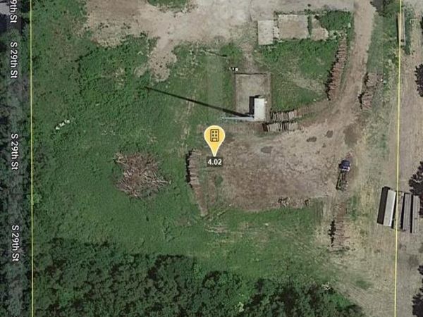 2908 Pear Street, St Joseph, MO 64503