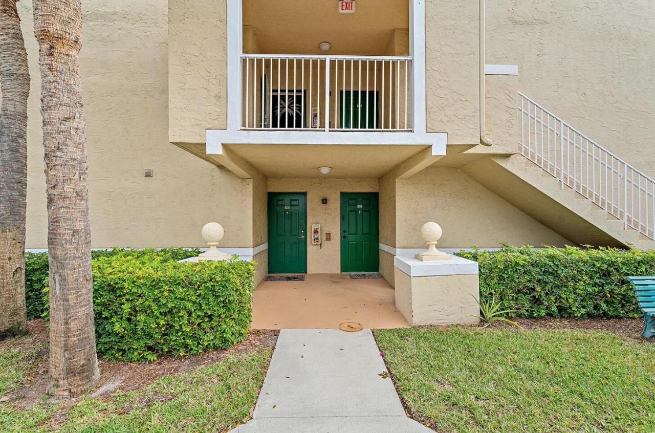 266 Village Boulevard, Unit 6102, Tequesta, FL 33469 Photo