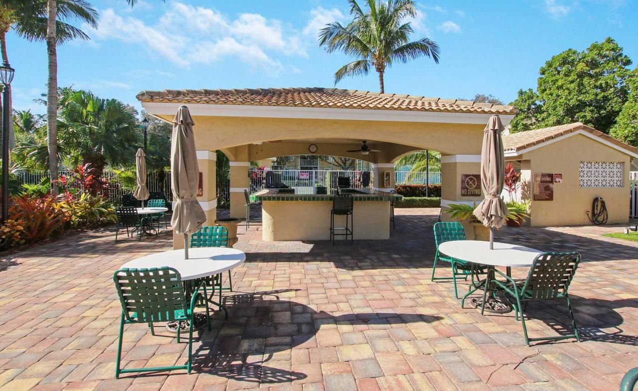 266 Village Boulevard, Unit 6102, Tequesta, FL 33469 Photo