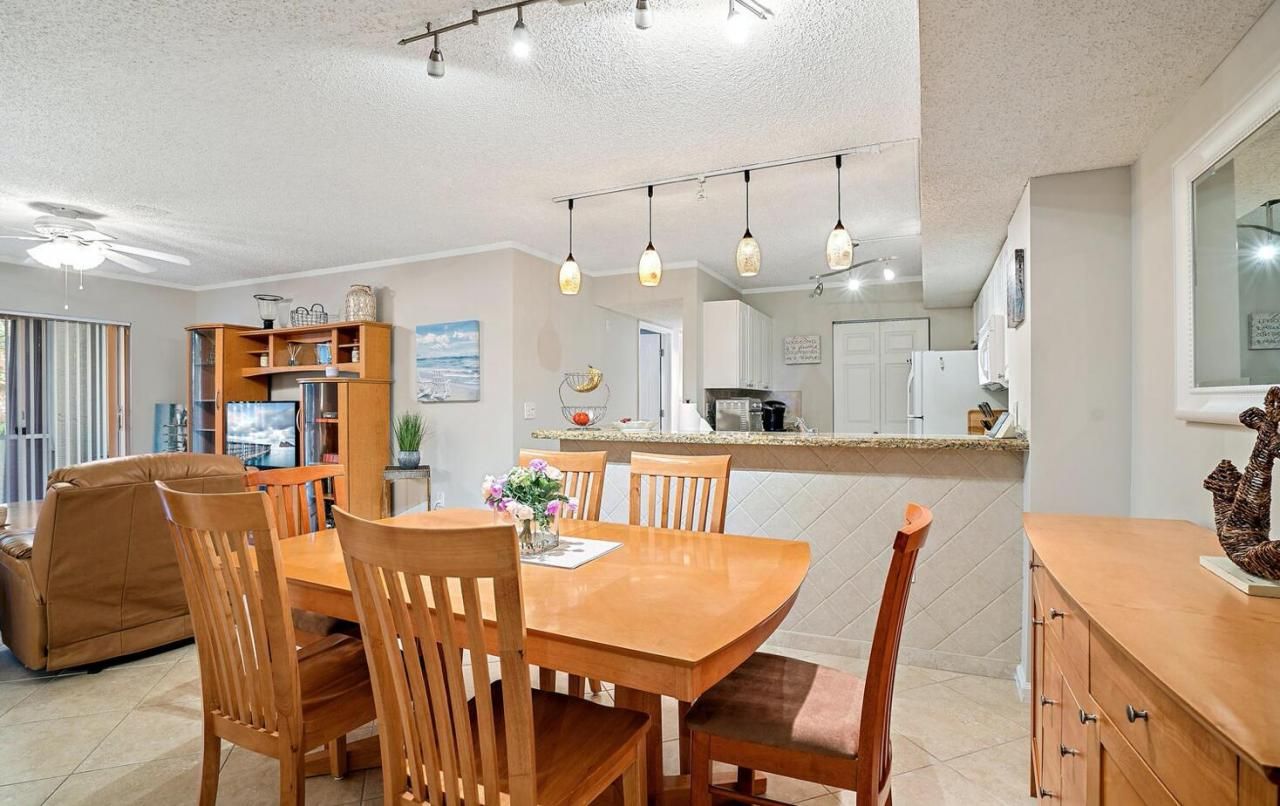 266 Village Boulevard, Unit 6102, Tequesta, FL 33469 Photo