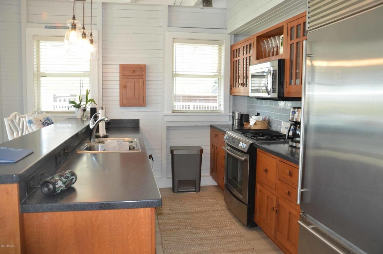 704 Ocean Front, Neptune Beach, FL 32266 Photo