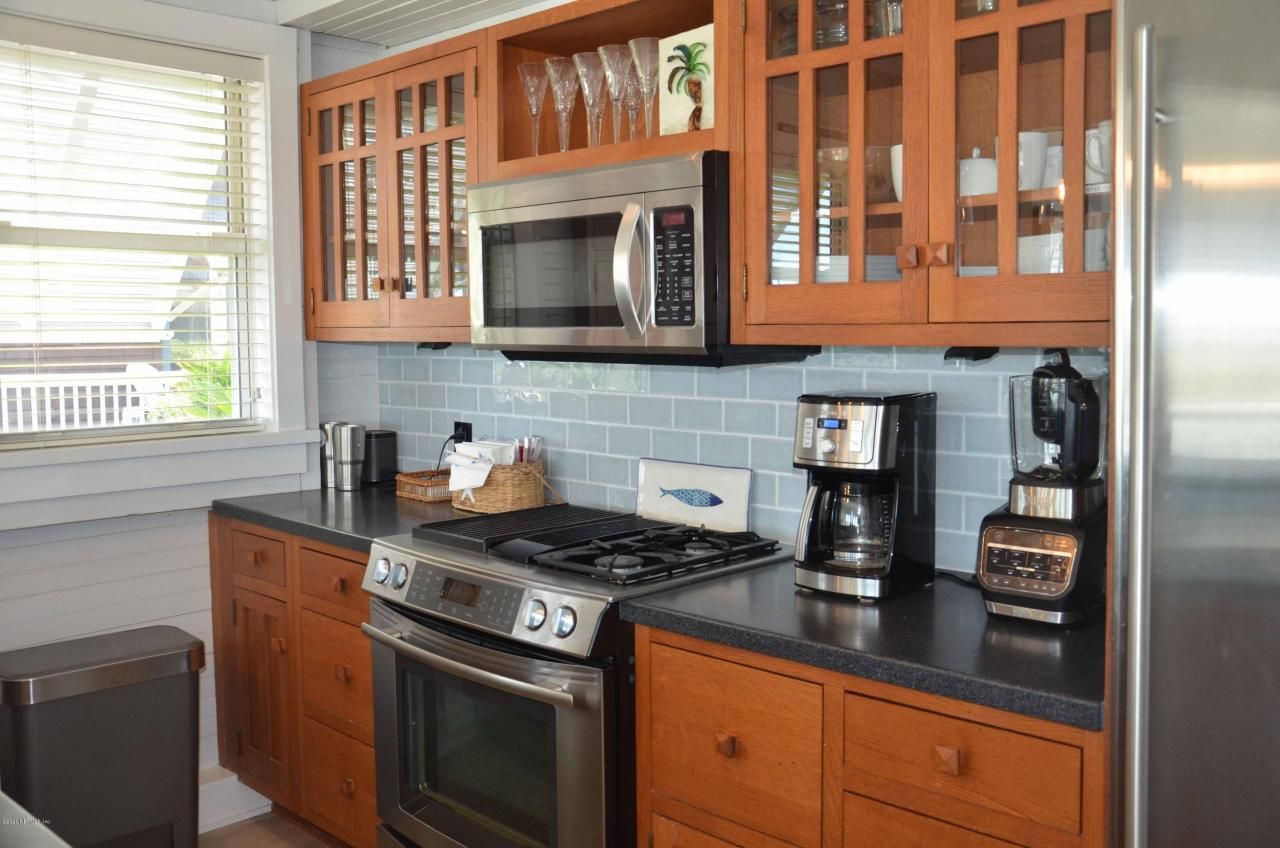 704 Ocean Front, Neptune Beach, FL 32266 Photo