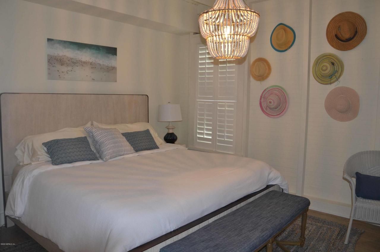 704 Ocean Front, Neptune Beach, FL 32266 Photo