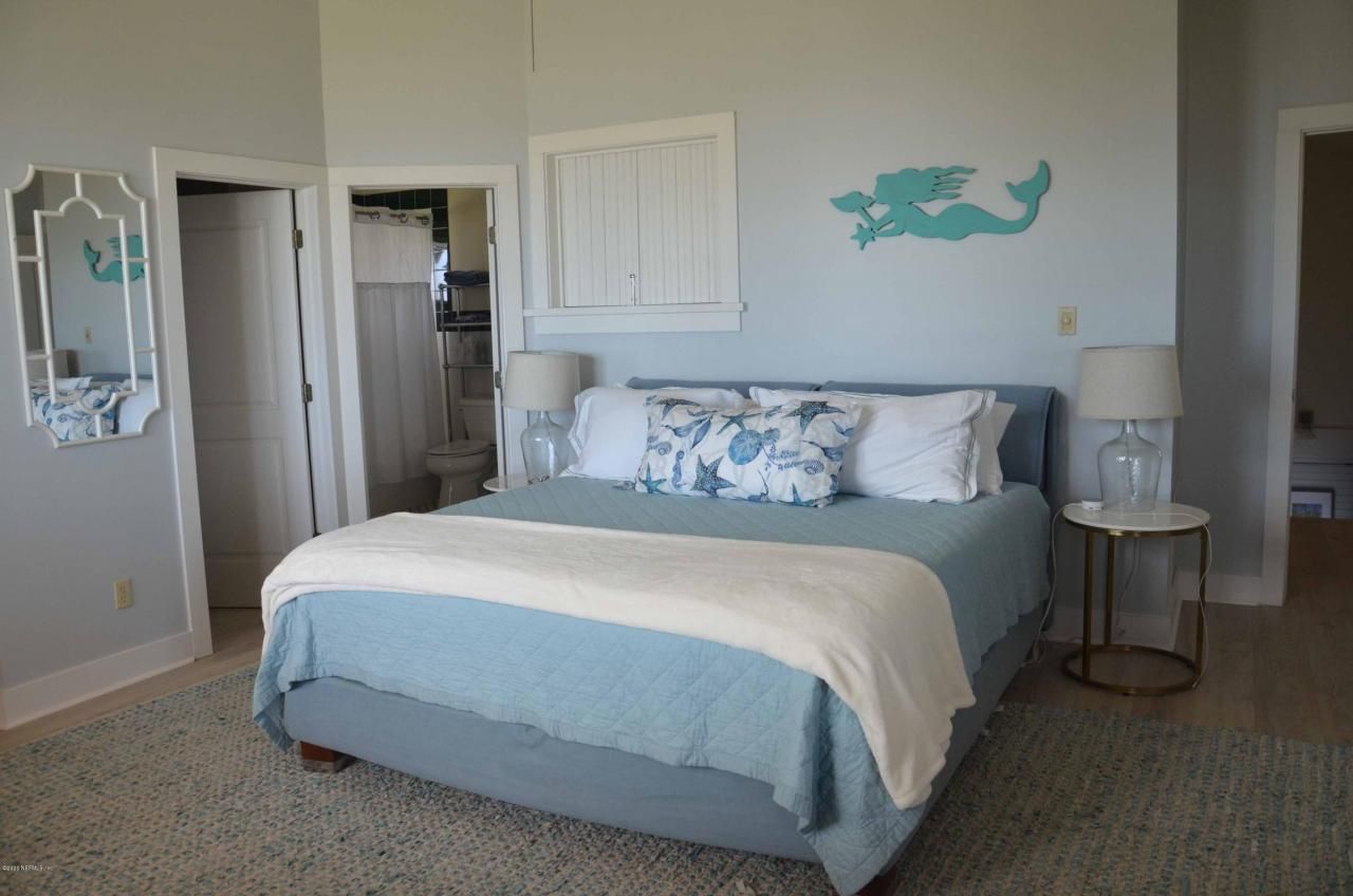 704 Ocean Front, Neptune Beach, FL 32266 Photo