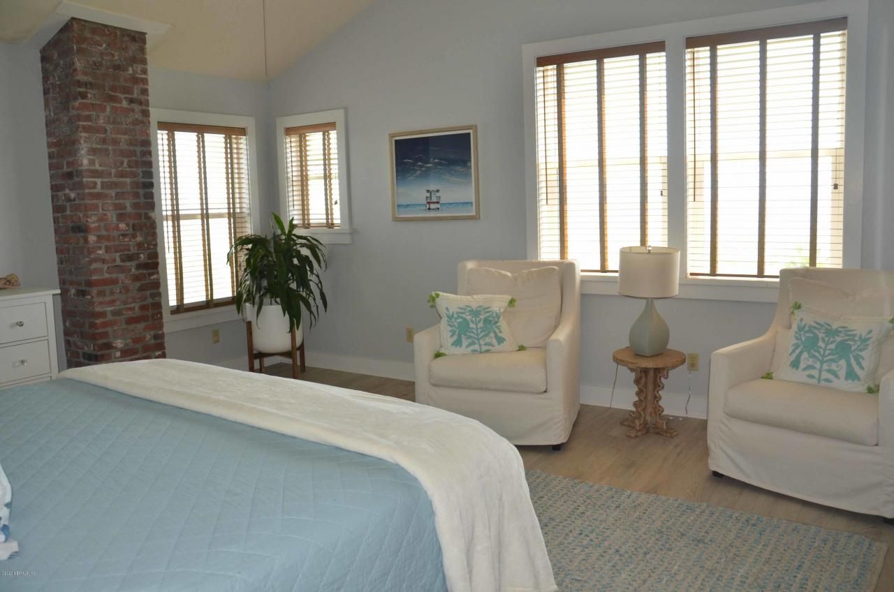 704 Ocean Front, Neptune Beach, FL 32266 Photo