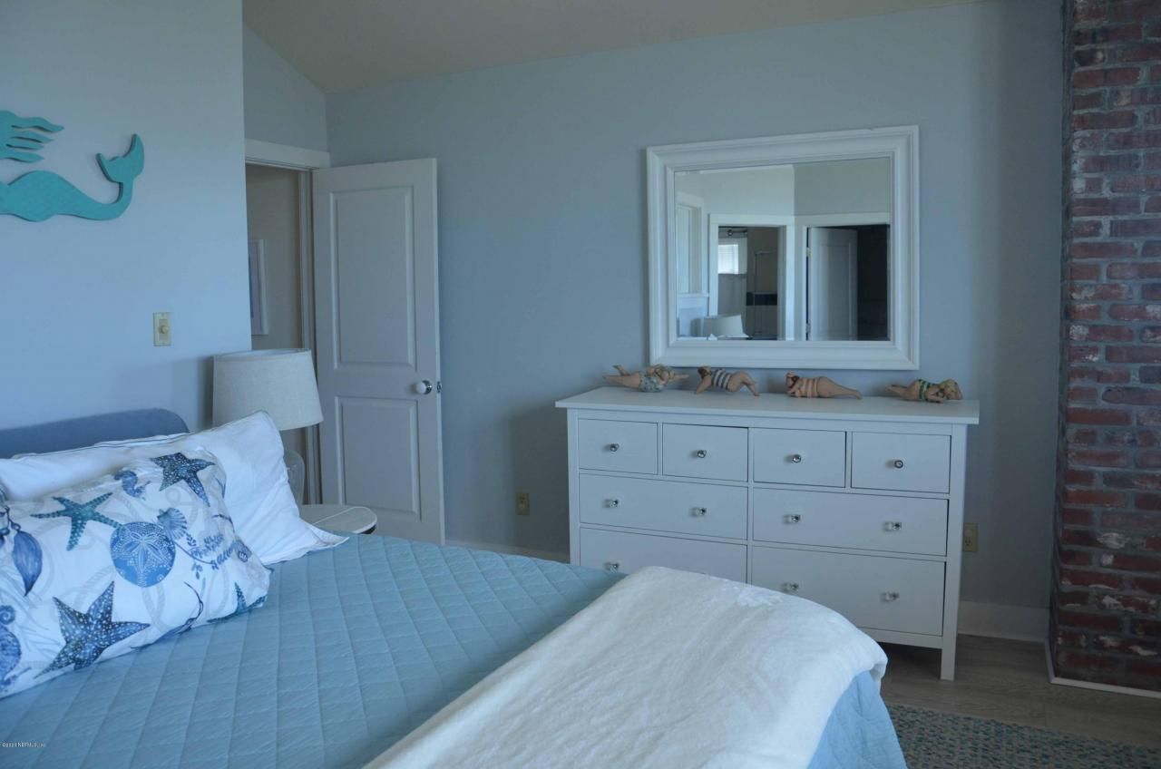 704 Ocean Front, Neptune Beach, FL 32266 Photo
