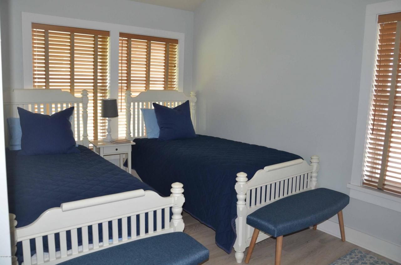 704 Ocean Front, Neptune Beach, FL 32266 Photo