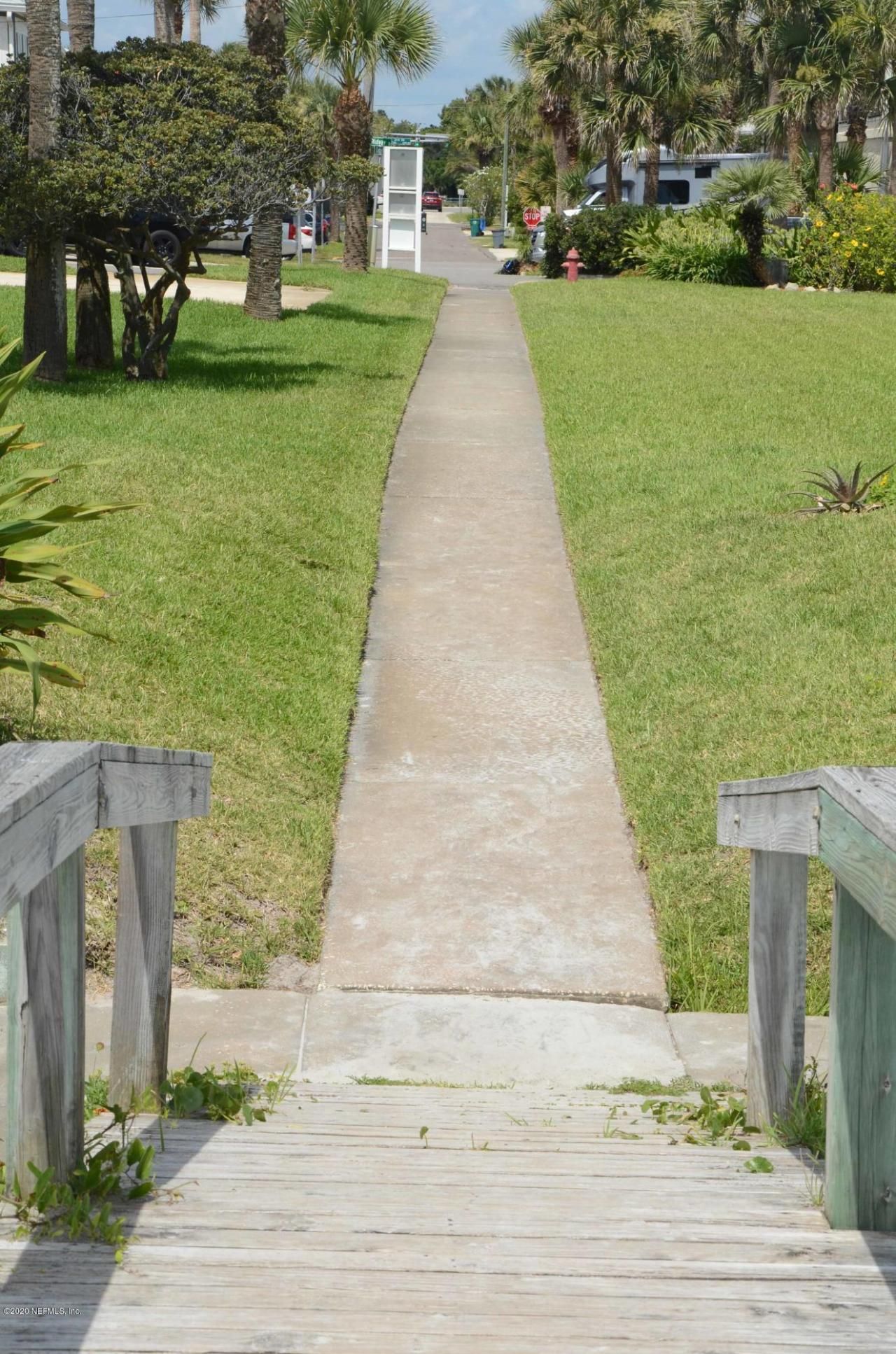 704 Ocean Front, Neptune Beach, FL 32266 Photo