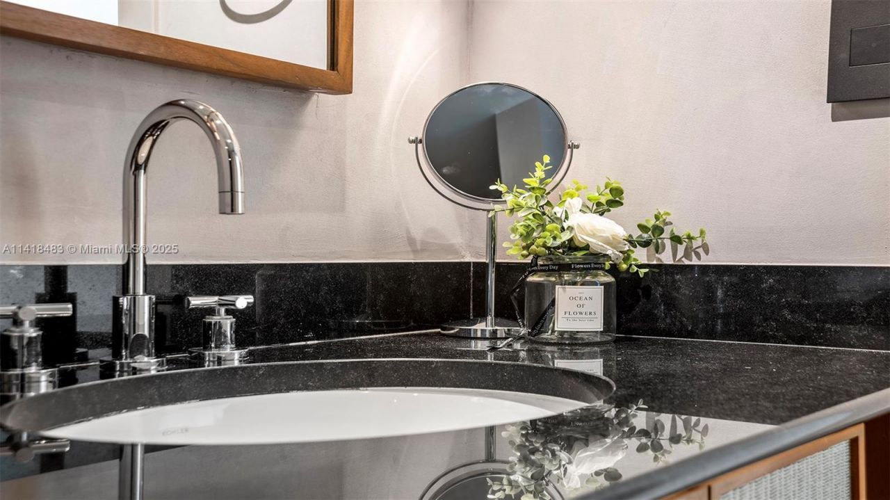 101 20th St, Unit 2102, Miami Beach, FL 33139 Photo