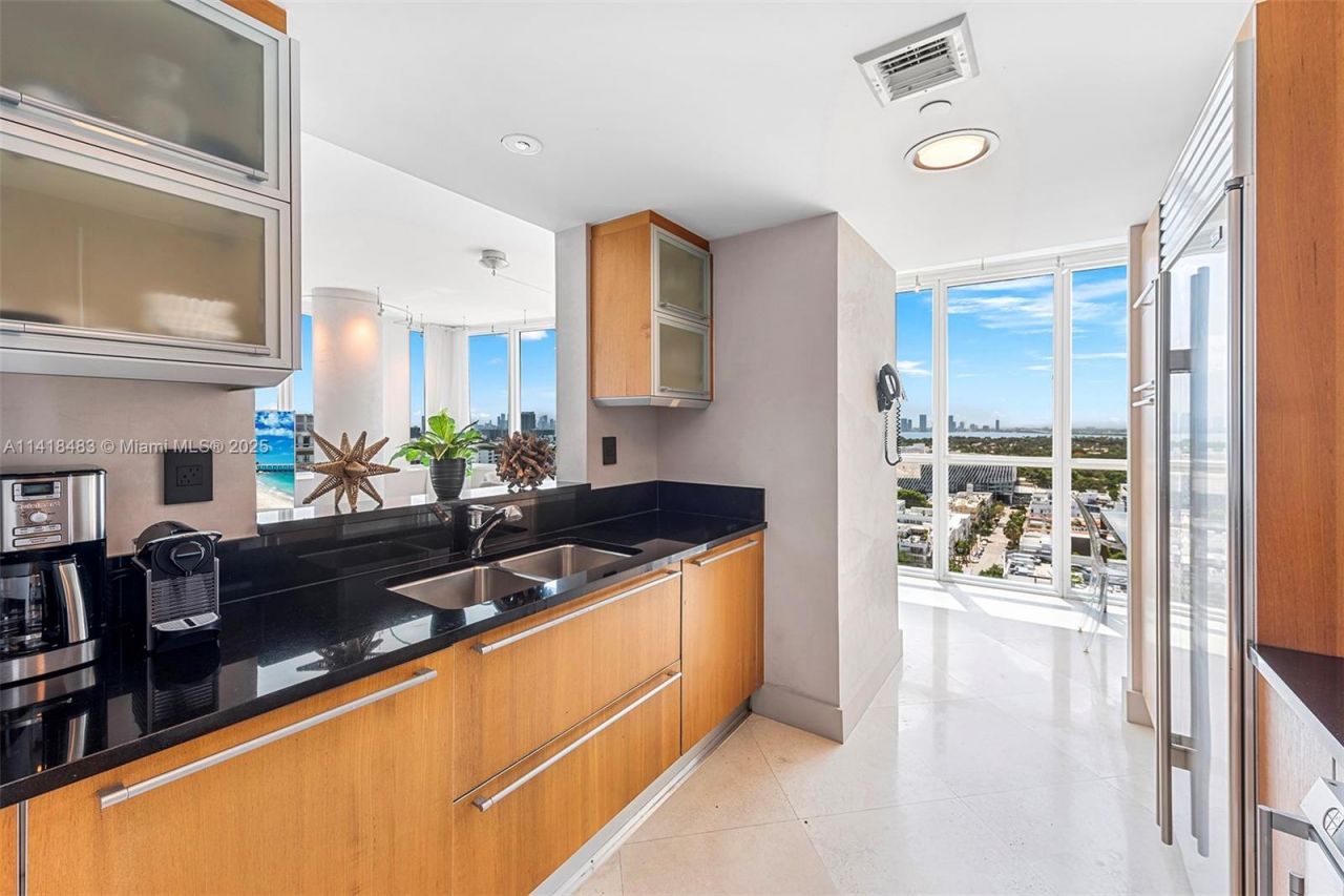 101 20th St, Unit 2102, Miami Beach, FL 33139 Photo