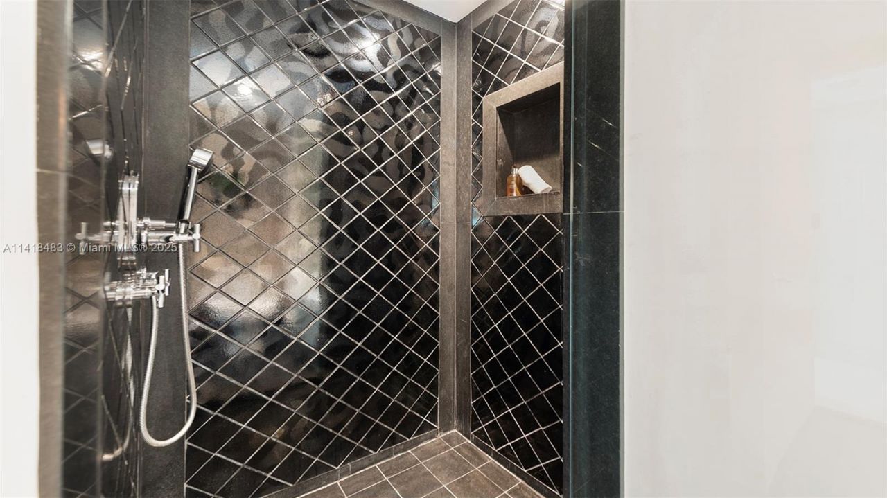 101 20th St, Unit 2102, Miami Beach, FL 33139 Photo